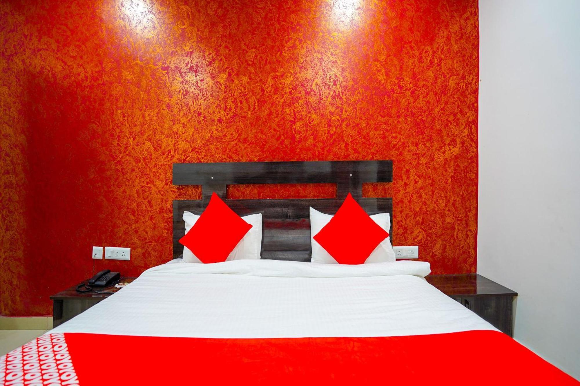 Hotel O H D Hotel Bhiwadi Exterior foto